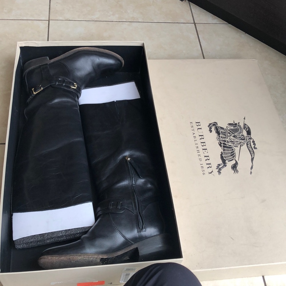 Burberry Knee Black Leather Boots - Picture 7 of 7